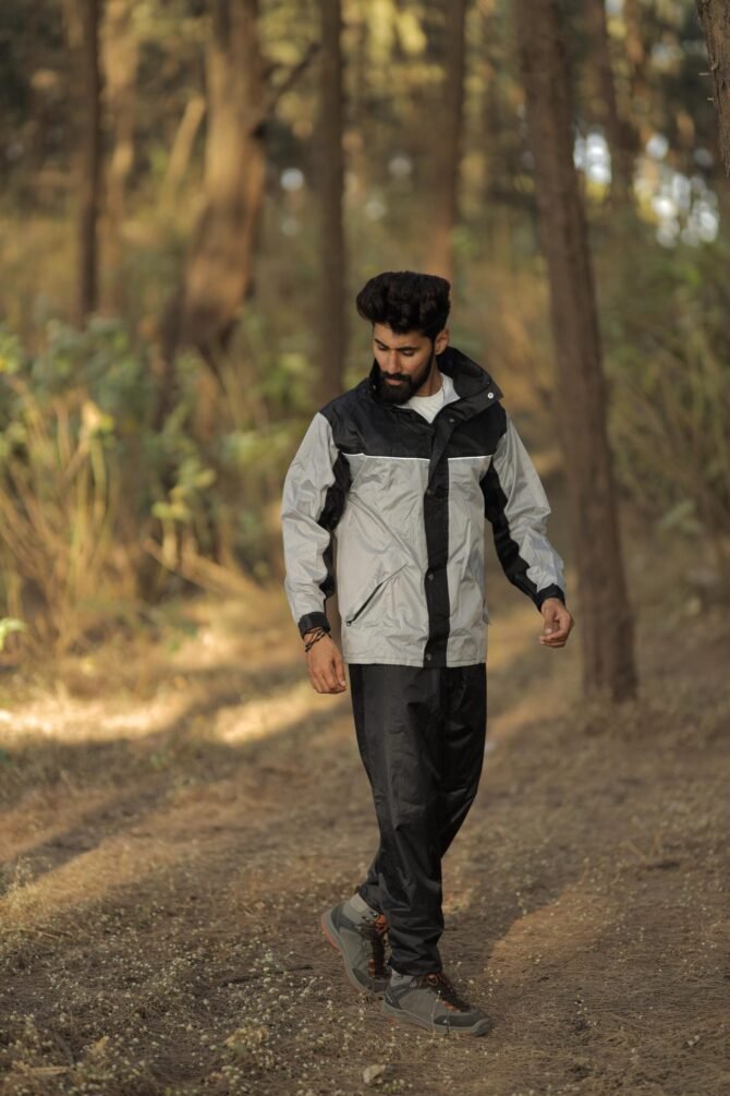 LEGEND TAPING SUITE RAINCOAT - Image 15