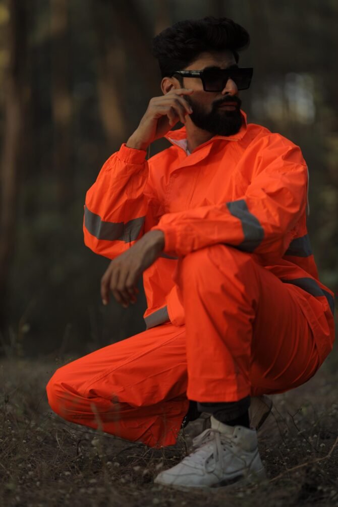 FLORO SUITE  RAINCOAT - Image 2