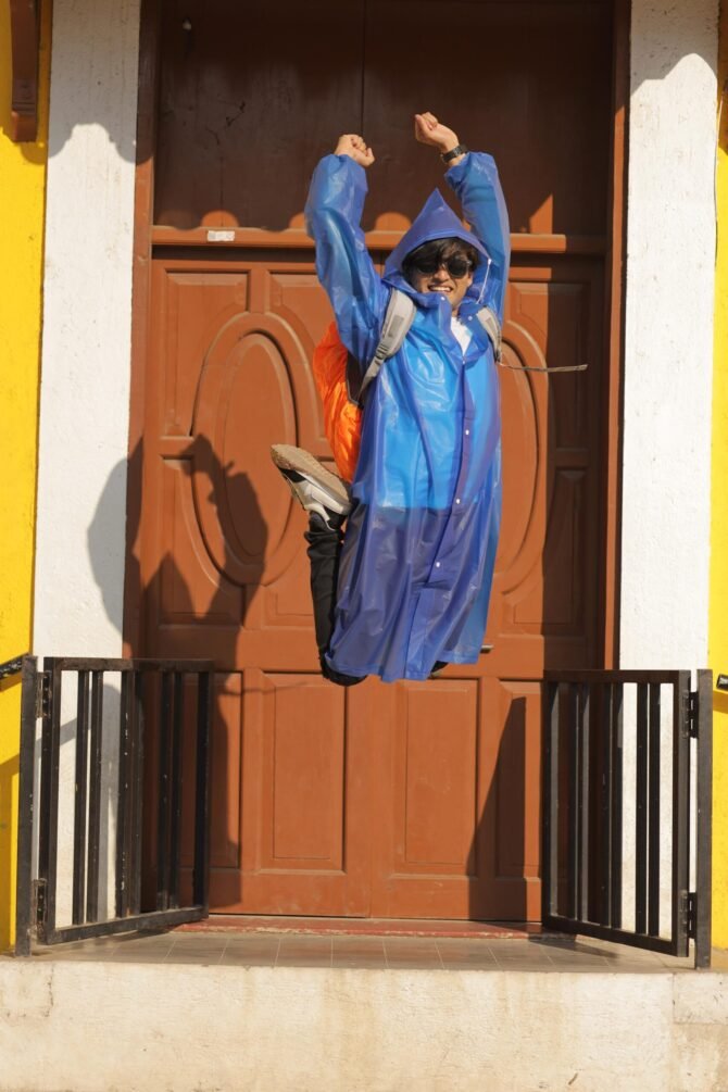 POCKET POCHO RAINCOAT - Image 9